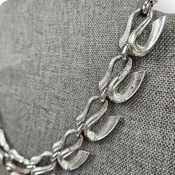 Vintage 50s Choker Necklace Silver Tone Wide Link Chain Adjustable 13" - 16.5" - Picture 4 of 7